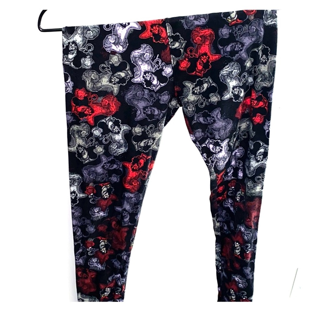 Lularoe Women’s Disney Captain Hook Leggings